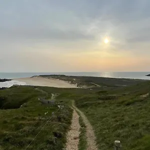 Rue De La Gare Centre , Quiberon France